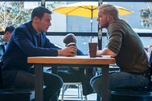 Still LOOKING: THE MOVIE von Andrew Haigh mit Jonathan Groff als Patrick Murray und Russell Tovey als Kevin Matheson