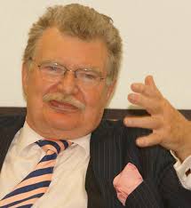 Derren Nesbitt Porträt des Filmgasts Derren Nesbitt, Großbritannien