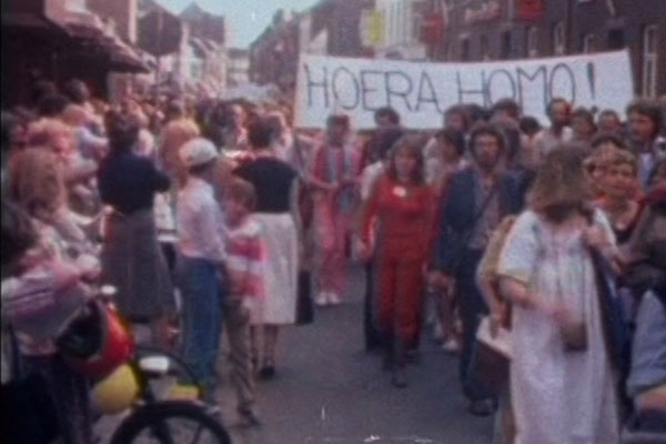 Film Poster MONUMENT OF PRIDE vom Regisseur, Autor und Produzent Sebastiaan Kes, NL 2017, über das Homo-Mahnmal in Amsterdam und holländische schwul-lesbische Geschichte