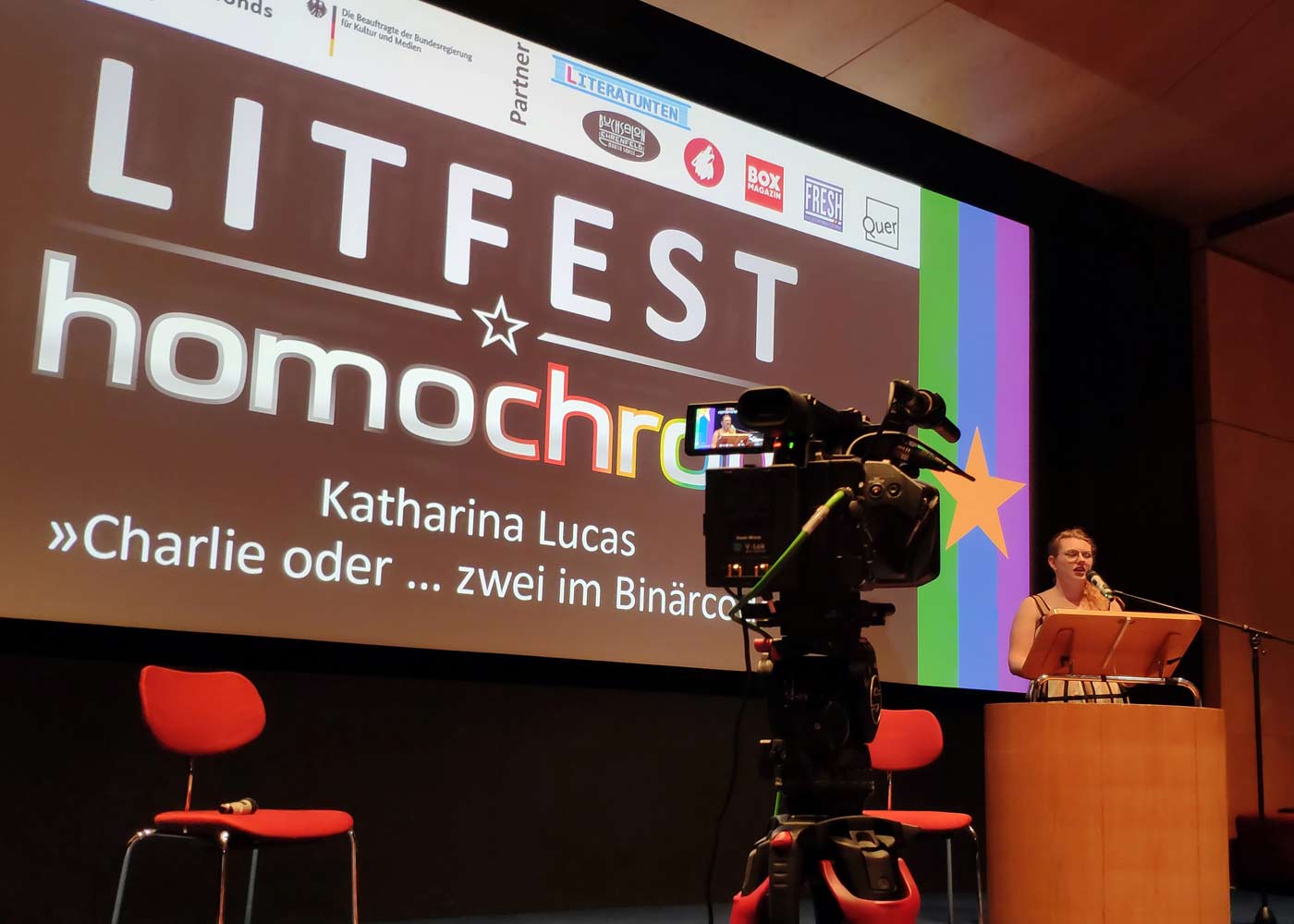 Katharina Lucas liest beim ersten Litfest homochrom 2021
