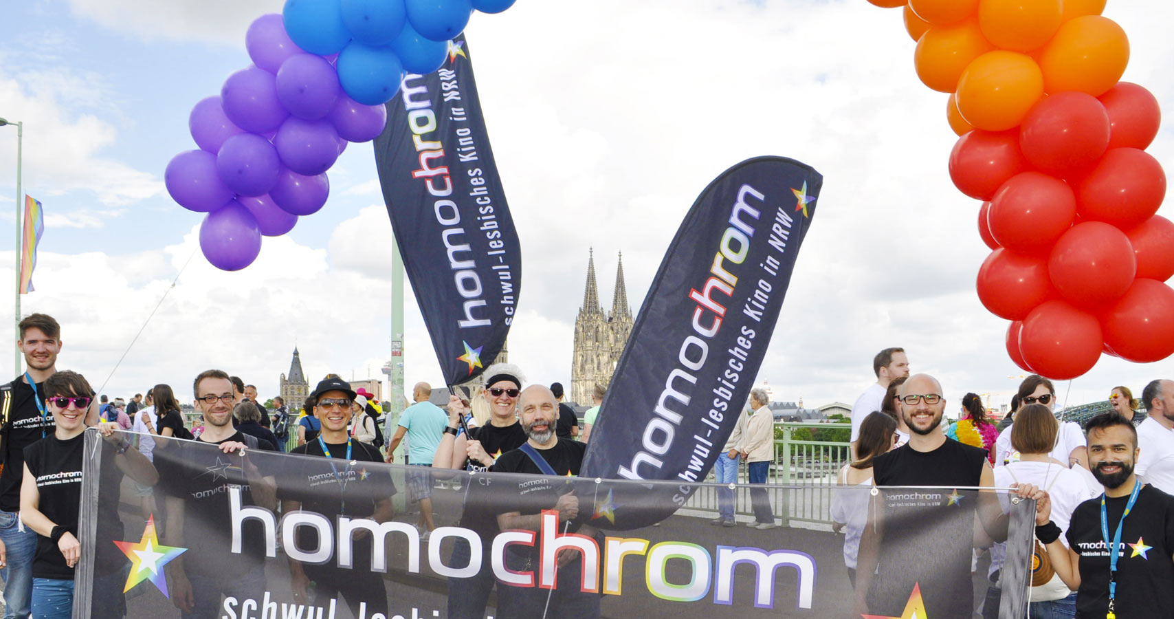 homochrom-Fußgruppe bei der ColognePride-CSD-Demo-Parade